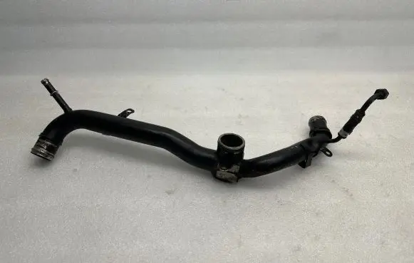 Audi A8 S8 D3 4E Engine coolant pipe/hose 057121071K