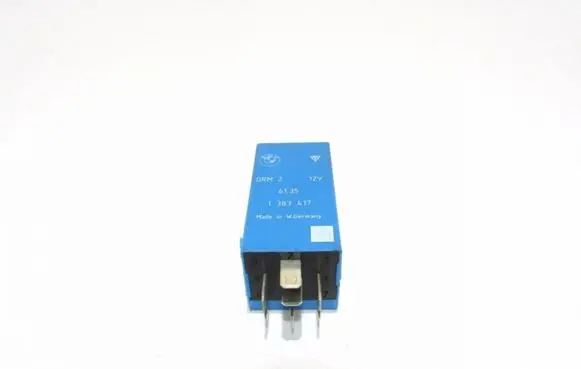 BMW 5 E39 Other relay 61351383417