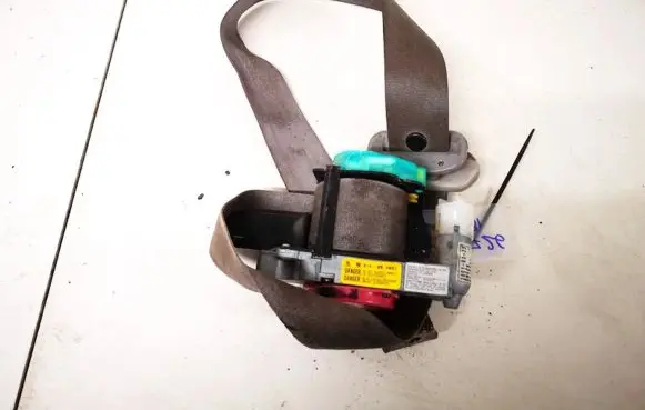 Mazda Premacy Front seatbelt t89241t