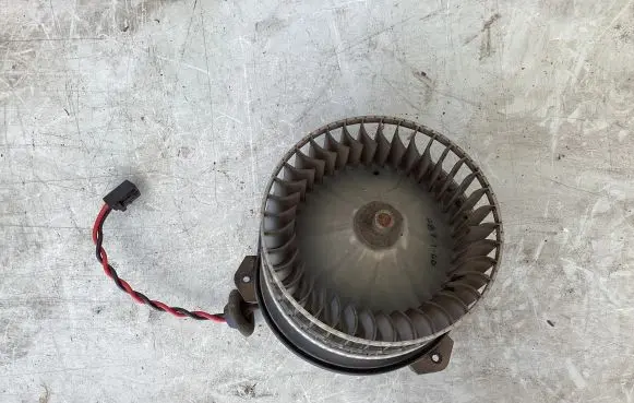 Chrysler Voyager Heater fan/blower AY1661000363 036543Q 701130432A