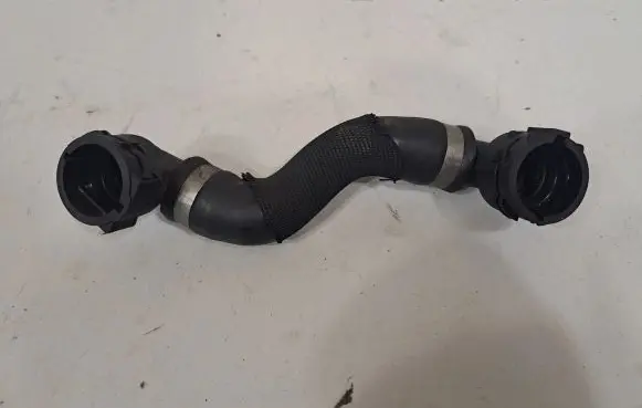 BMW 7 G11 G12 Engine coolant pipe/hose 8573382