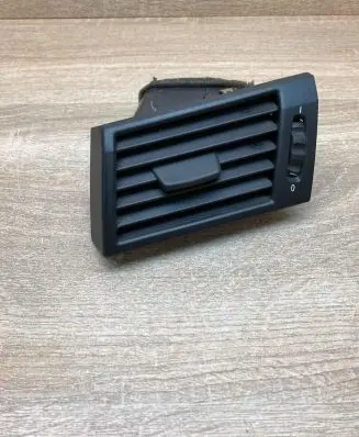BMW X3 E83 Dashboard side air vent grill/cover trim 3400075