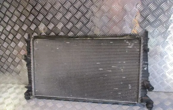 Ford Focus C-MAX Coolant radiator