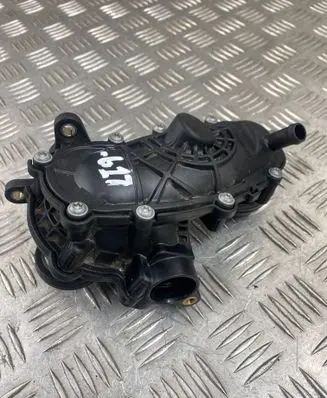 Thermostat/thermostat housing