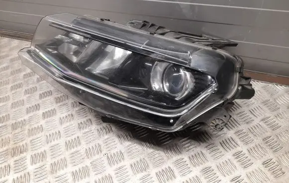 Chevrolet Camaro Headlight/headlamp 84078851