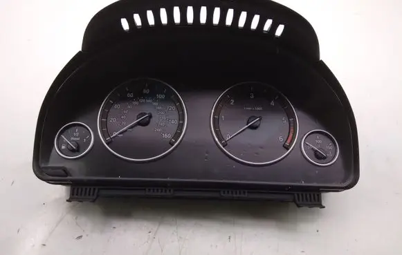 BMW 5 F10 F11 Speedometer (instrument cluster) 223227010 927664901