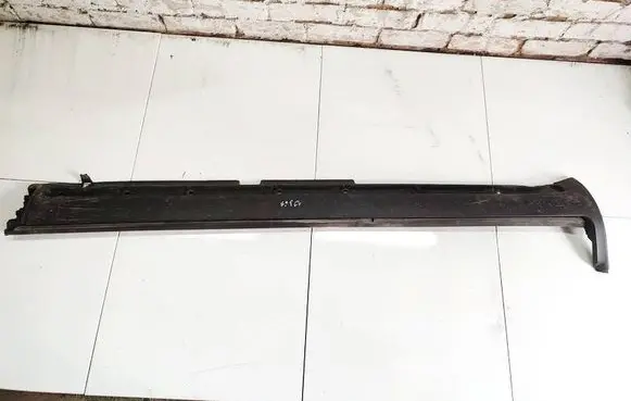 Volvo XC70 Sill