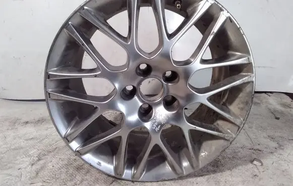 Hyundai Genesis R18 alloy rim TMM1880