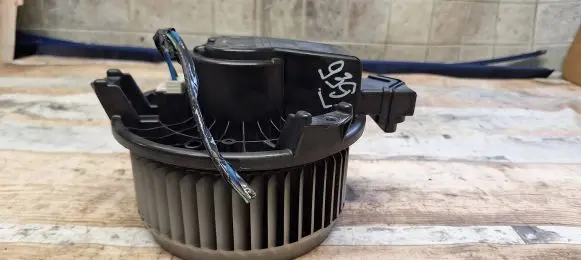 Chrysler Sebring (JS) Heater fan/blower AY2727005011