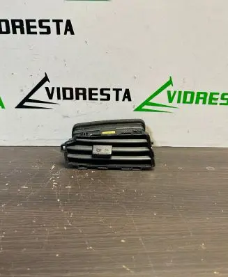 Dash center air vent grill