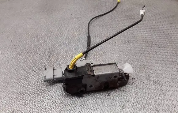 Citroen Jumpy Front door lock 9681335680