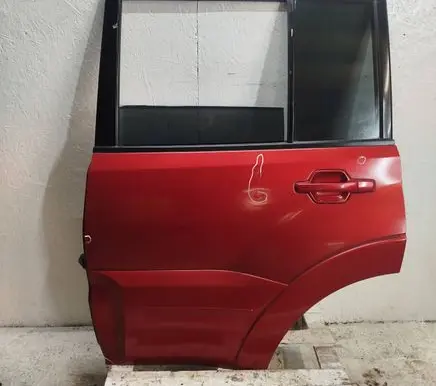 Mitsubishi Pajero Rear door 