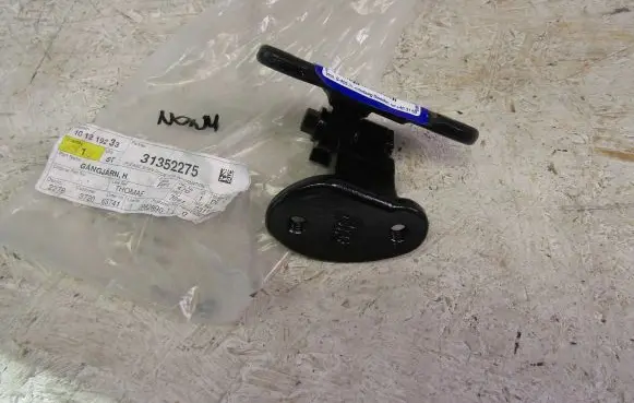 Volvo S40 Rear door upper hinge 31352275