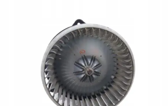 Toyota Avensis T250 Front door blower motor MF0160700610