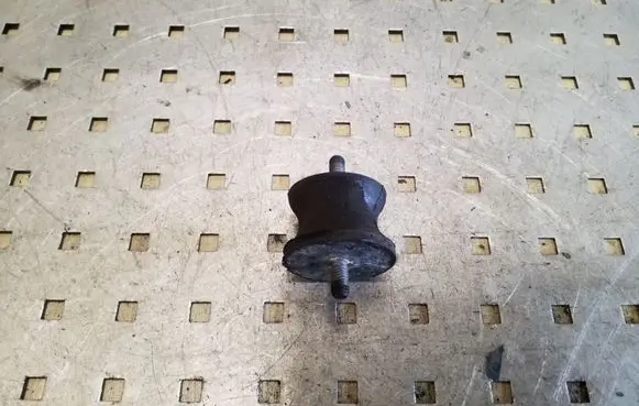 BMW 3 E92 E93 Gearbox mount 6771220 22316771220