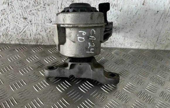 Ford Mondeo MK V Engine mount bracket C3350244