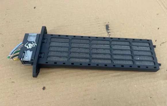 Nissan Qashqai Electric cabin heater radiator 2603701 A30105B38010