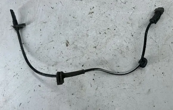 Ford Mustang VI ABS rear brake sensor FR3C2C190BA 0265009585