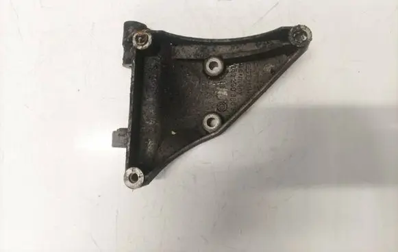 Audi A6 S6 C5 4B Engine mounting bracket 059260885f