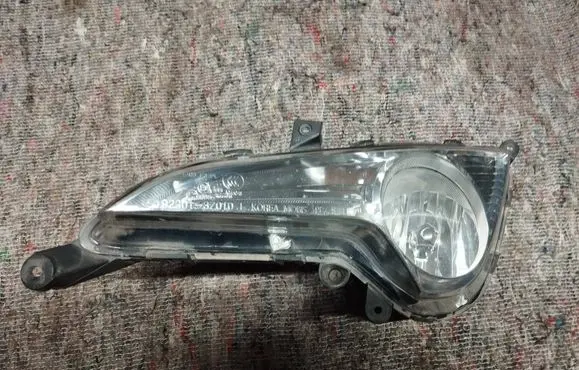 Hyundai i40 Front fog light 922013Z010