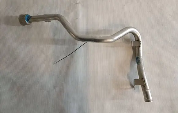 Mercedes-Benz GLB x247 Engine coolant pipe/hose A2702030400 1705089