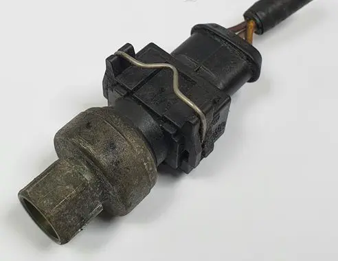 Ford Focus Air conditioning (A/C) pressure sensor 8626563