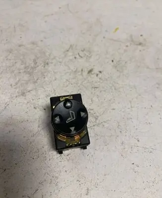 BMW 5 E39 Seat control switch 8360877 03060040