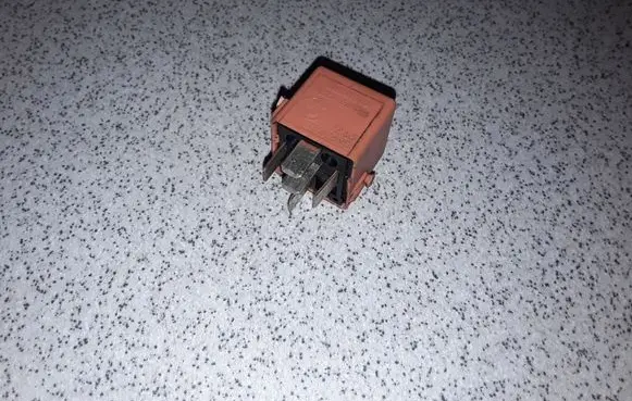 BMW 5 E60 E61 Other relay 12631742690 1742690