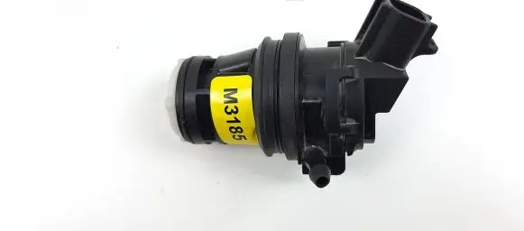 Toyota Prius+ (ZVW40) Windscreen/windshield washer pump 8533060180 M3185