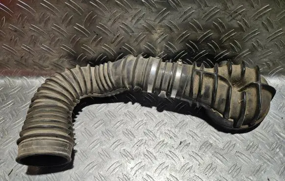 Ford Escort Air intake hose/pipe 83AB9D626AA V83AB9D626AA