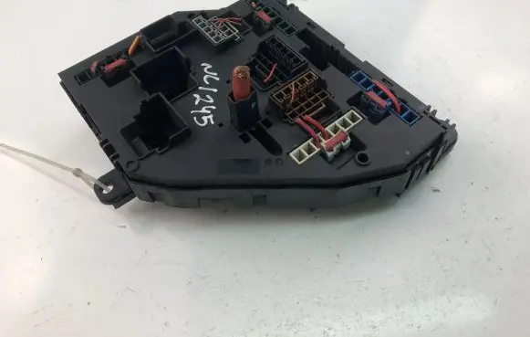 BMW 5 E60 E61 Fuse box set 9264923