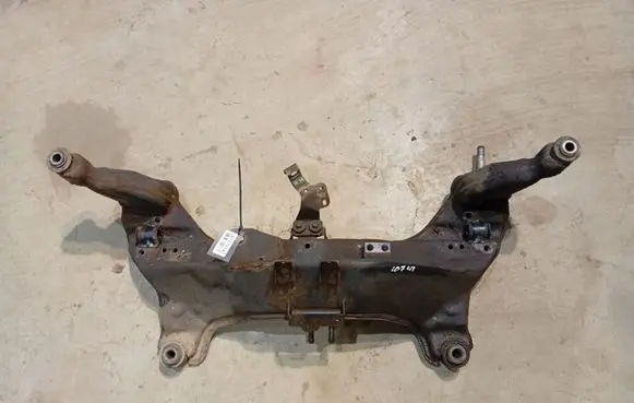 Nissan Almera Tino Front subframe 
