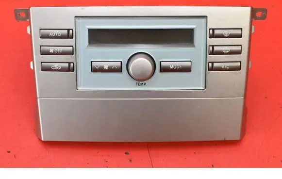 Toyota Corolla Verso E121 Climate control unit 559000F030
