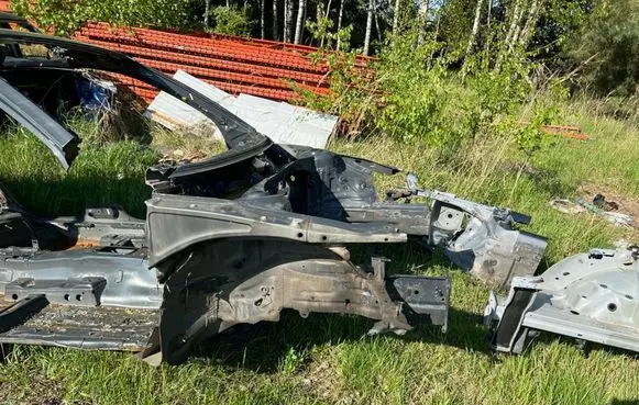 Front quarter panel