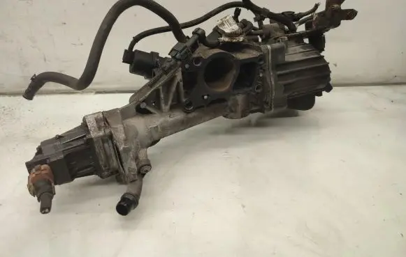 Opel Insignia A EGR valve cooler 55567595 0428741