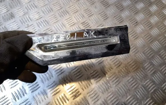 BMW 7 F01 F02 F03 F04 Front fender indicator light 63137203371 7203371