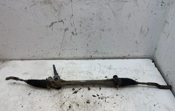 Toyota Auris 150 Steering rack 78300008