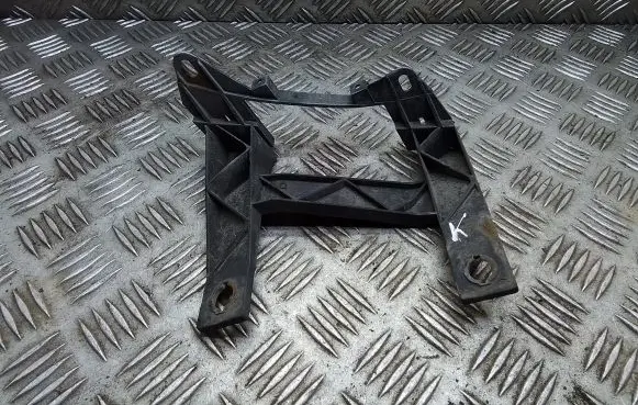 Volkswagen Multivan T5 Front bumper mounting bracket 324411168L3