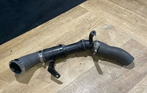 Jaguar XF X260 Intercooler hose/pipe GX636N650A
