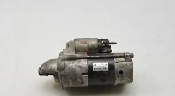 Opel Astra J Starter motor 55578420