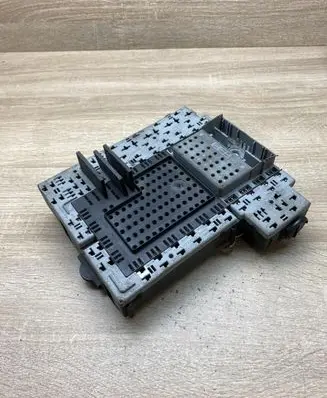 Volvo S60 Fuse module 9452553 9162438