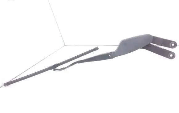 Mercedes-Benz E A207 Front wiper blade arm A2078200744