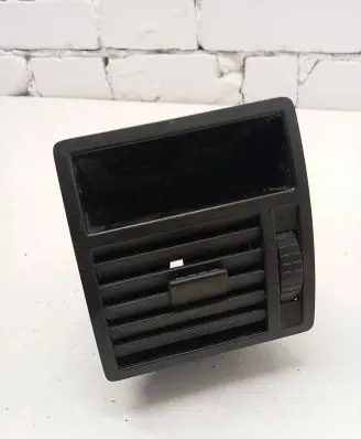 Volkswagen Transporter - Caravelle T5 Dashboard side air vent grill/cover trim 7H1819204C