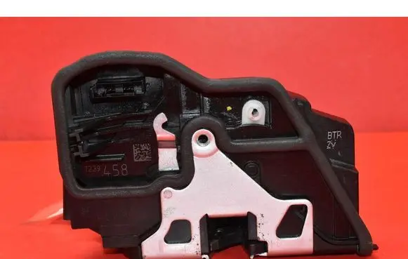 BMW 5 F10 F11 Front door lock 7229458