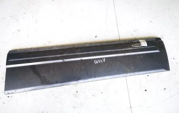 KIA Sorento Front door trim (molding) 
