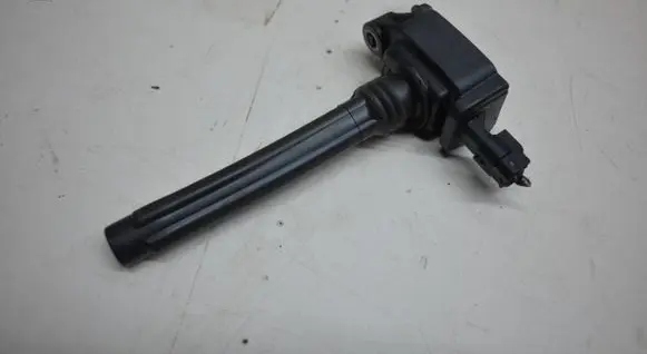 High voltage ignition coil