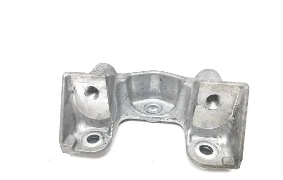 Mercedes-Benz A W177 Engine mounting bracket A6082200100