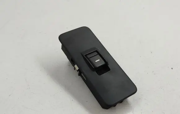 Land Rover Discovery 3 - LR3 Electric window control switch YUD501070