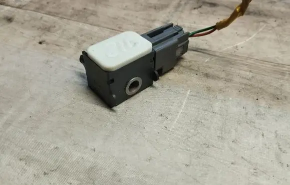 Hyundai Santa Fe Airbag deployment crash/impact sensor 959202B000