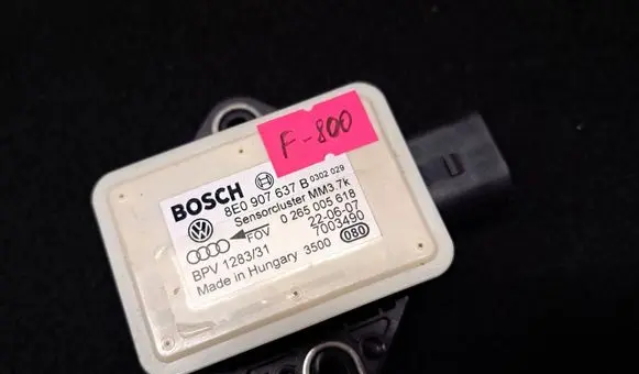 Audi A4 S4 B7 8E 8H ESP acceleration yaw rate sensor 8E0907637B
